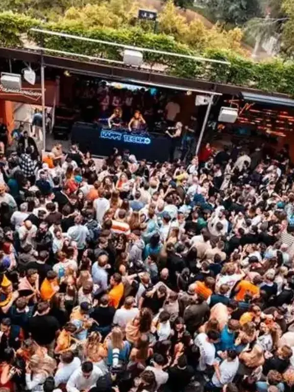 Cartel de Happy Techno at La Terrrazza Barcelona - Open Air / Daytime